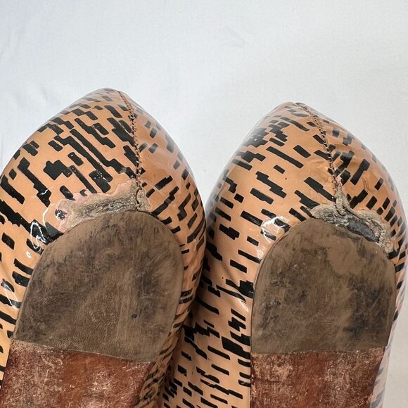 Loeffler Randall Patent Leather Printed Flats Tan Black Pointed Toe Size 8.5 - Picture 14 of 16